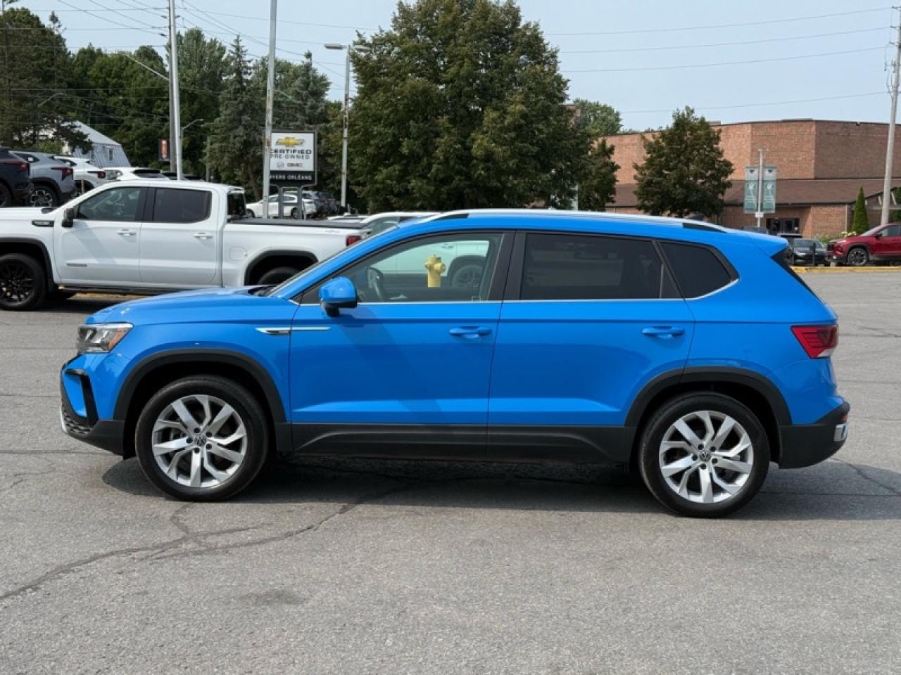 2022 Volkswagen Taos Comfortline 4MOTION  -  Heated Seats Photo