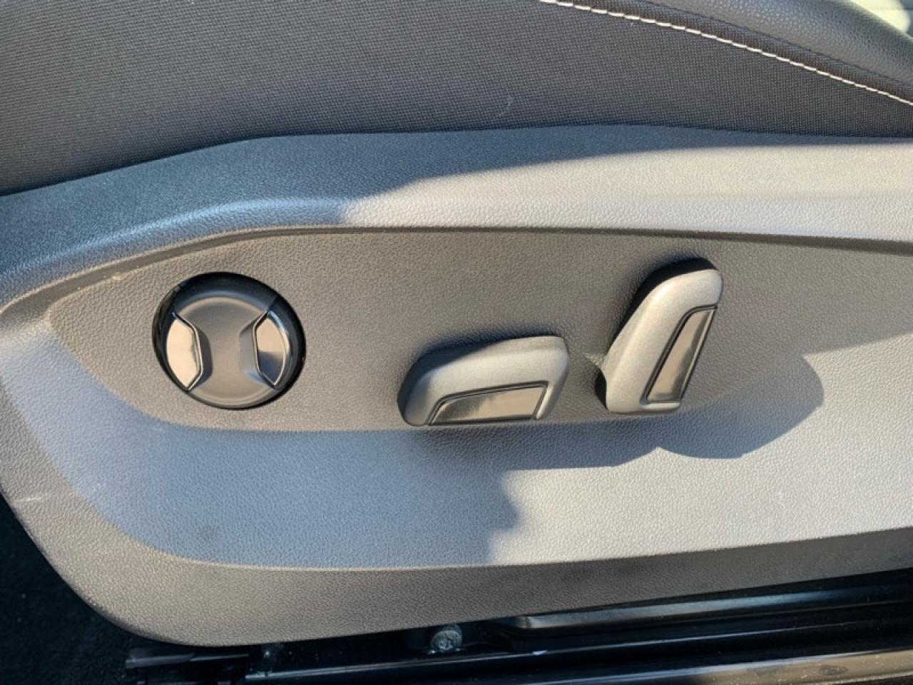 2022 Volkswagen Taos Comfortline 4MOTION  -  Heated Seats Photo