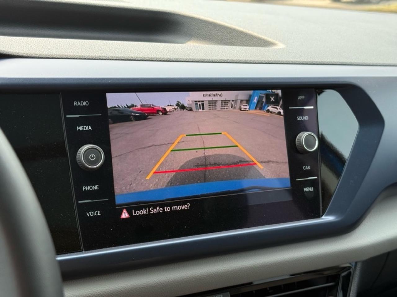 2022 Volkswagen Taos Comfortline 4MOTION  -  Heated Seats Photo