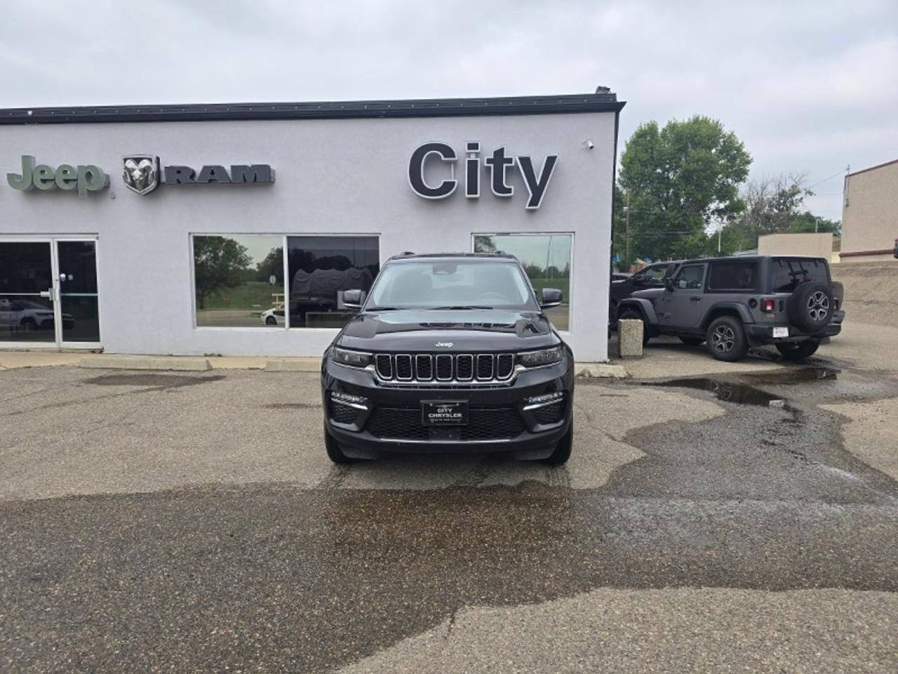 2023 Jeep Grand Cherokee Limited Photo
