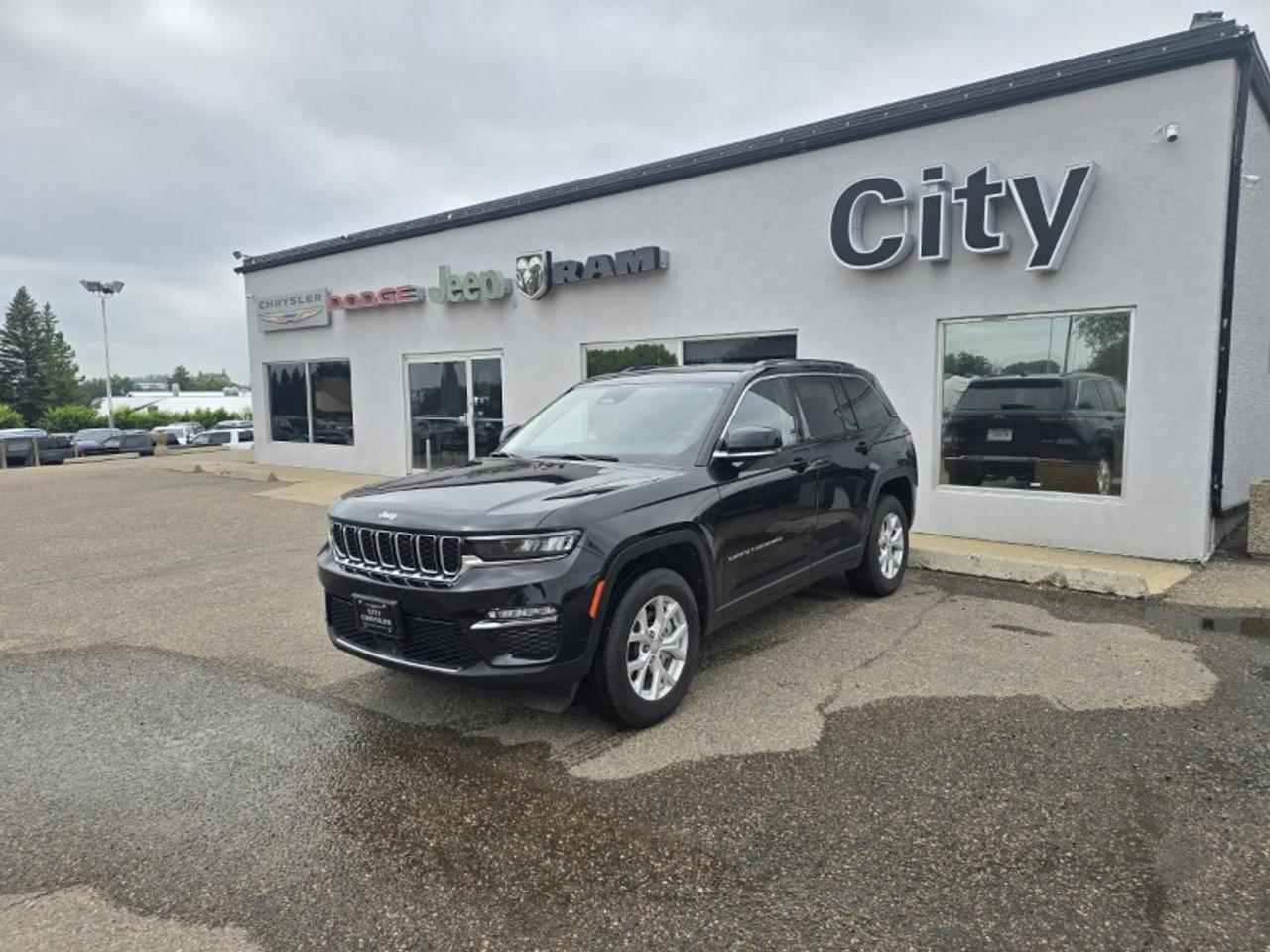 2023 Jeep Grand Cherokee Limited Photo2
