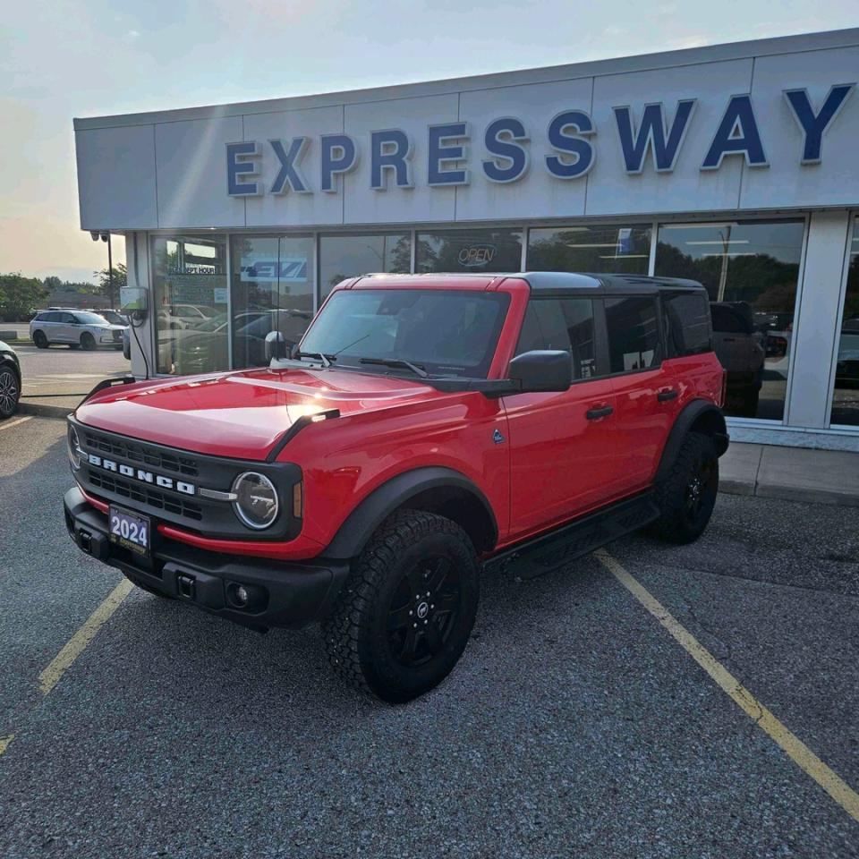 Used 2024 Ford Bronco Black Diamond for sale in New Hamburg, ON