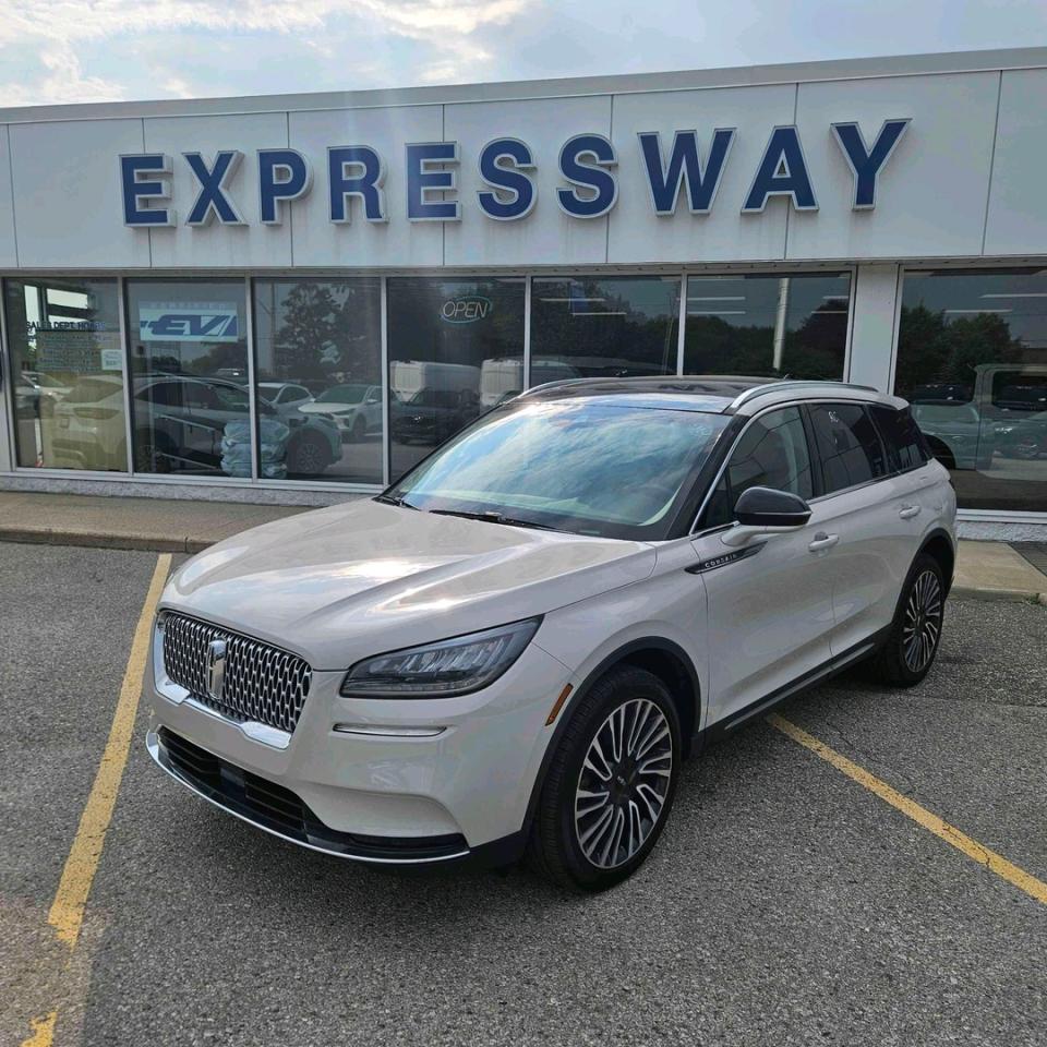 Used 2021 Lincoln Corsair Reserve for sale in New Hamburg, ON
