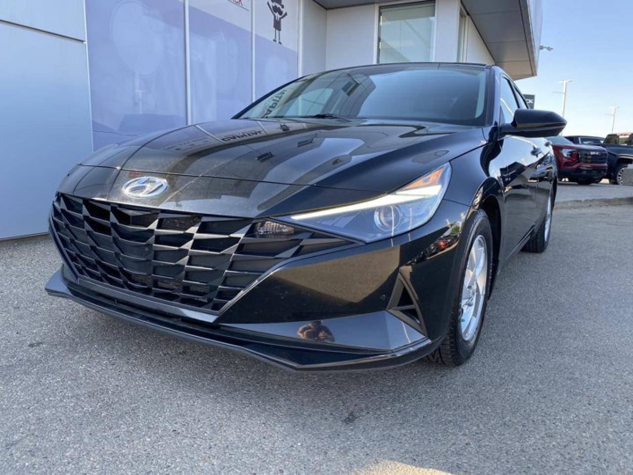 Used 2021 Hyundai Elantra Essential * HEATED FRONT SEATS * LANE DEPARTURE WARNING * RADAR CRUISE * for sale in Edmonton, AB