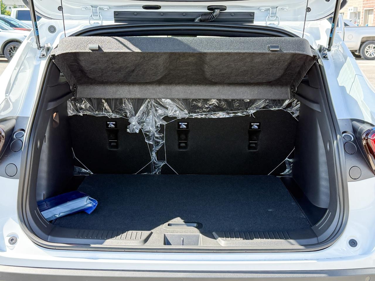 2025 Chevrolet Trax 2RS 1.2L 3 CYL WITH REMOTE START/ENTRY, HEATED SEATS, HEATED STEERING WHEEL, APPLE CARPLAY AND ANDROID AUTO Photo4