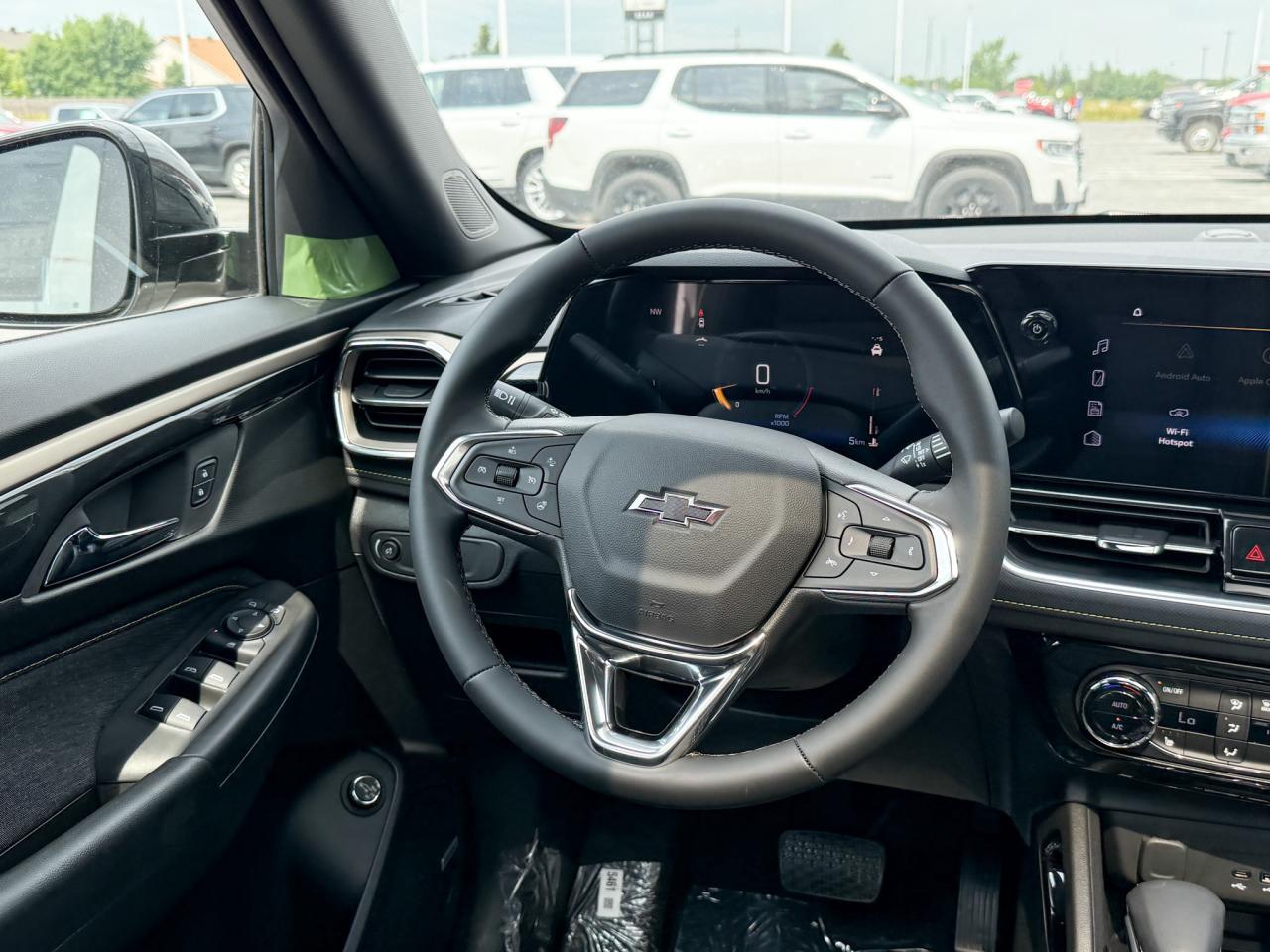 2026 Chevrolet TrailBlazer ACTIV 1.3L 3 CYL WITH REMOTE ENTRY, HEATED SEATS, HEATED STEERING WHEEL, SUNROOF, POWER LIFTGATE, HD REAR VISION CAMERA Photo
