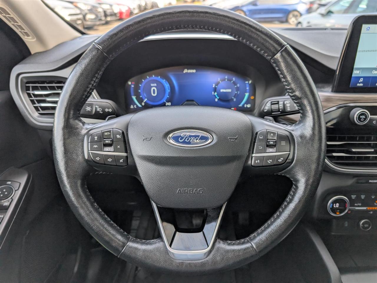 2020 Ford Escape TITANIUM AWD - NAVI - PANO ROOF - TECH FEATURES