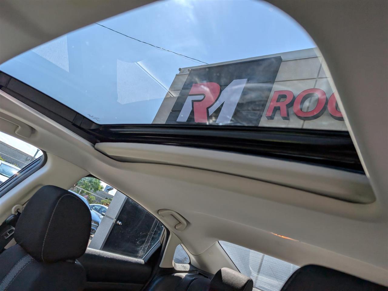 2019 Honda Civic EX - SUNROOF - REVERSE CAM - TECH FEATURES