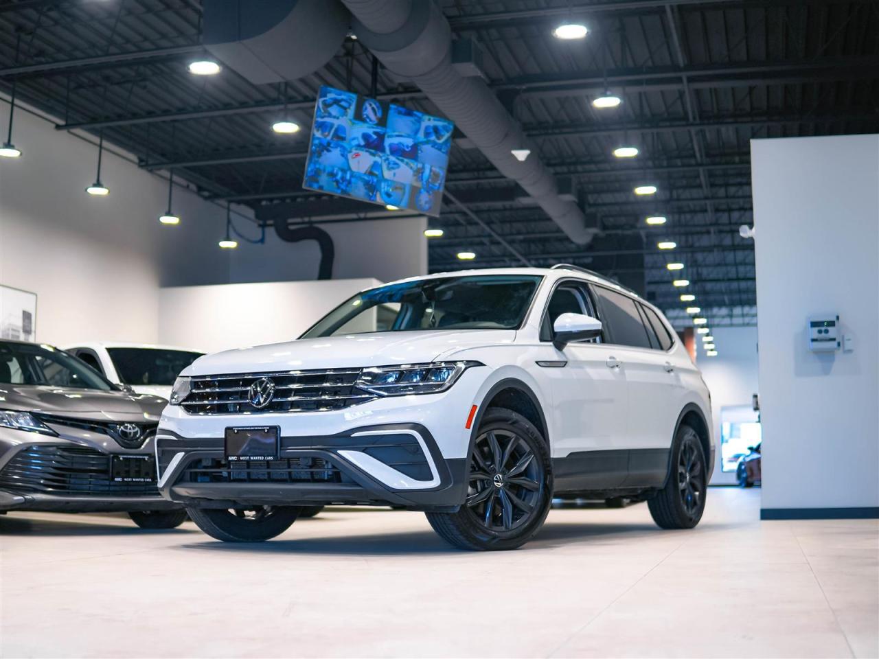 Used 2024 Volkswagen Tiguan COMFORTLINE AWD | LEATHER | BLIND SPOT for sale in Kitchener, ON