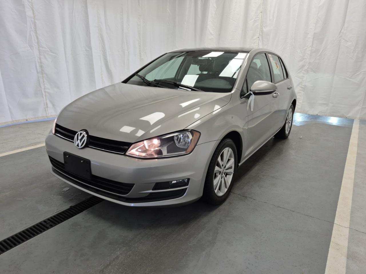 Used 2017 Volkswagen Golf COMFORTLINE | HEATED SEATS | ALLOYS | CAMERA for sale in Kitchener, ON