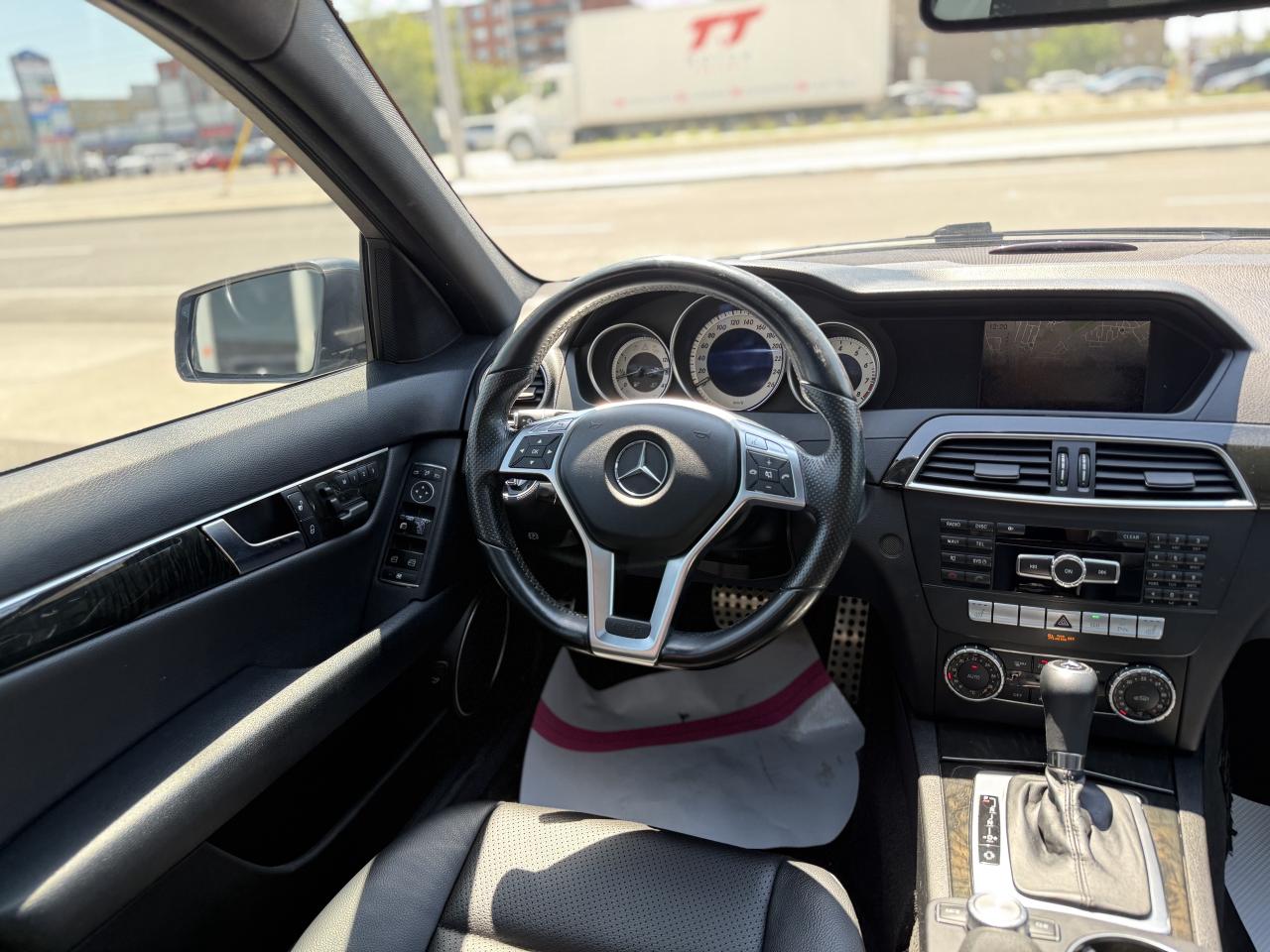 2014 Mercedes-Benz C-Class 350 //AMG SPORT | PANO |  NAVI | BACK UP CAMERA - Photo #16