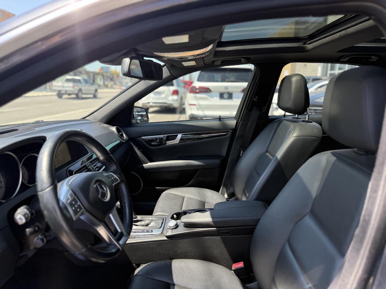 2014 Mercedes-Benz C-Class 350 //AMG SPORT | PANO |  NAVI | BACK UP CAMERA - Photo #26