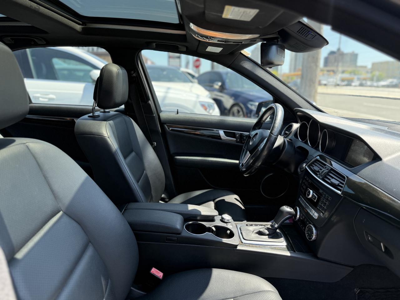 2014 Mercedes-Benz C-Class 350 //AMG SPORT | PANO |  NAVI | BACK UP CAMERA - Photo #29