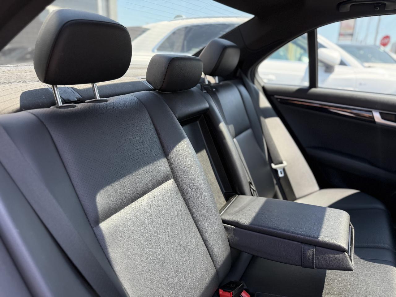2014 Mercedes-Benz C-Class 350 //AMG SPORT | PANO |  NAVI | BACK UP CAMERA - Photo #34