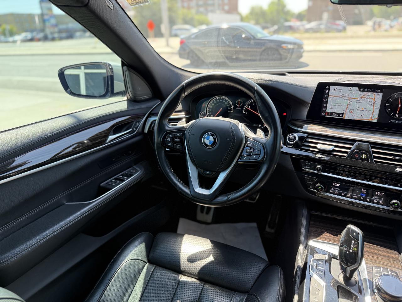 2018 BMW 6 Series GranTurismo 640i //M SPORT | HARMAN KARDON | PANO | LOADED - Photo #15