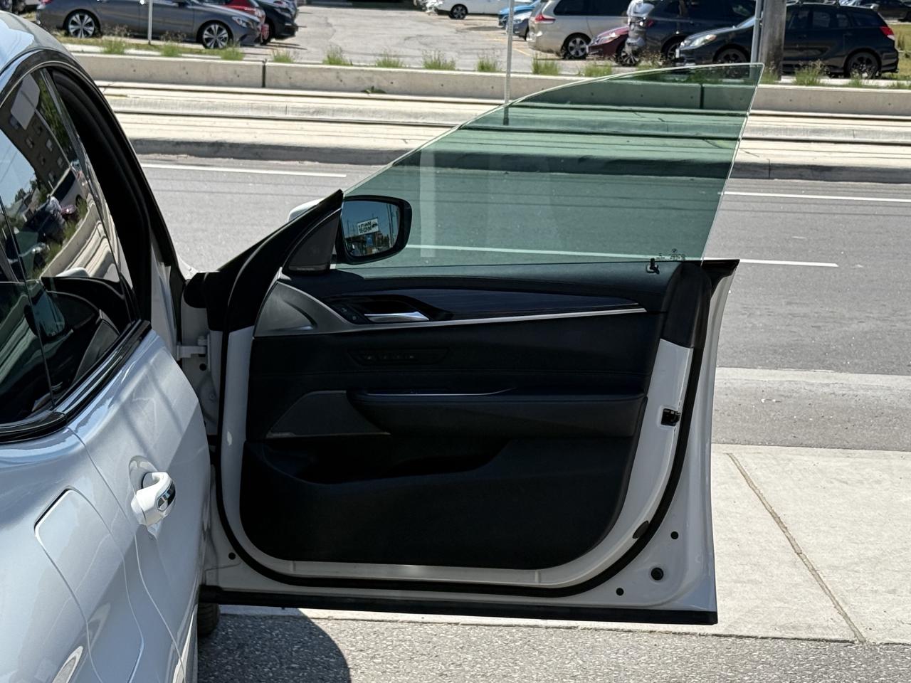 2018 BMW 6 Series GranTurismo 640i //M SPORT | HARMAN KARDON | PANO | LOADED - Photo #25