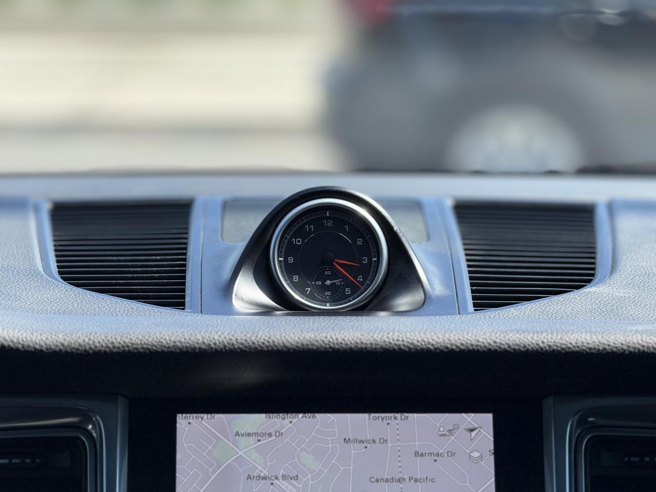 2018 Porsche Macan S | PREMIUM | BOSE | PANO | LOADED - Photo #24