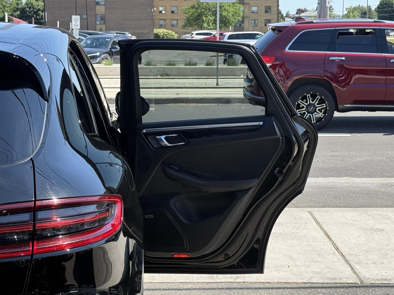 2018 Porsche Macan S | PREMIUM | BOSE | PANO | LOADED - Photo #34