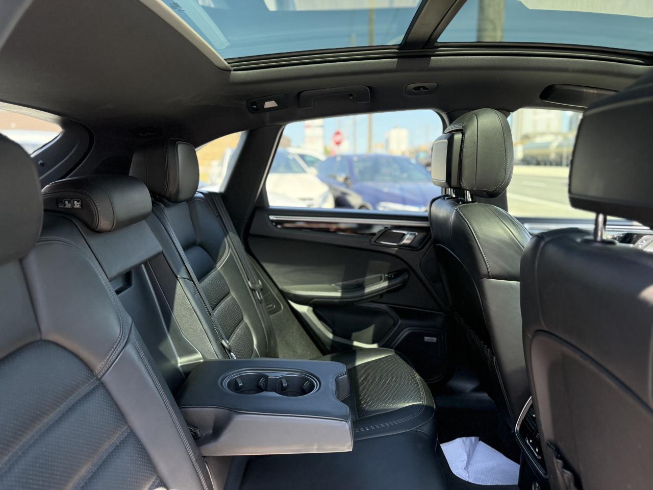 2018 Porsche Macan S | PREMIUM | BOSE | PANO | LOADED - Photo #35