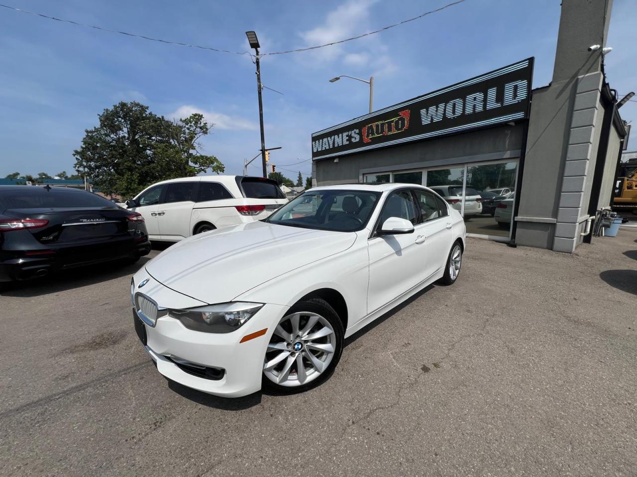 Used 2014 BMW 3 Series 320i xDrive Turbo for sale in Hamilton, ON