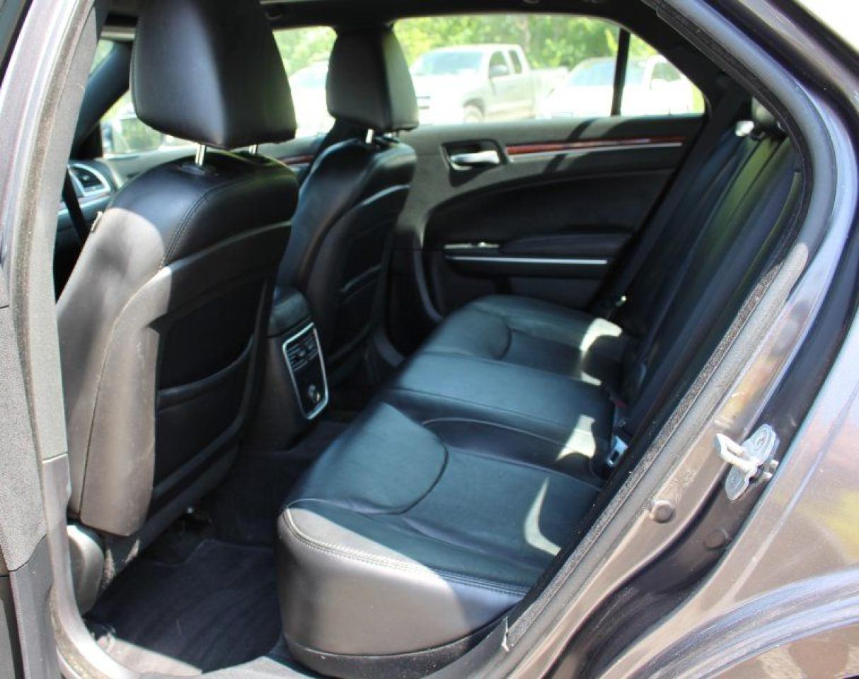 2013 Chrysler 300 Touring*Low Ks*Heated Leather*Moon Roof*Bluetooth - Photo #15