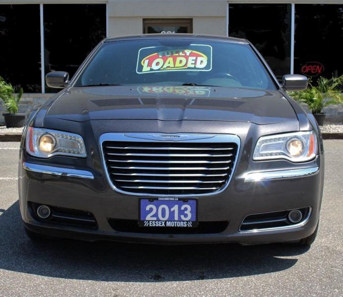 2013 Chrysler 300 Touring*Low Ks*Heated Leather*Moon Roof*Bluetooth - Photo #2