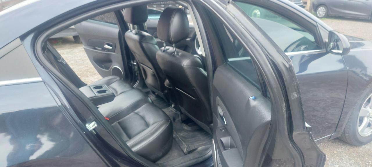 2015 Chevrolet Cruze 2LT - Photo #8
