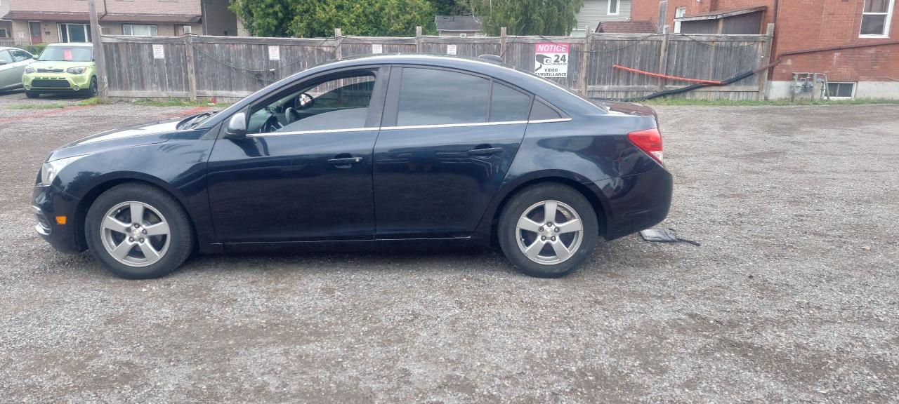 Used 2015 Chevrolet Cruze 2LT for sale in Oshawa, ON