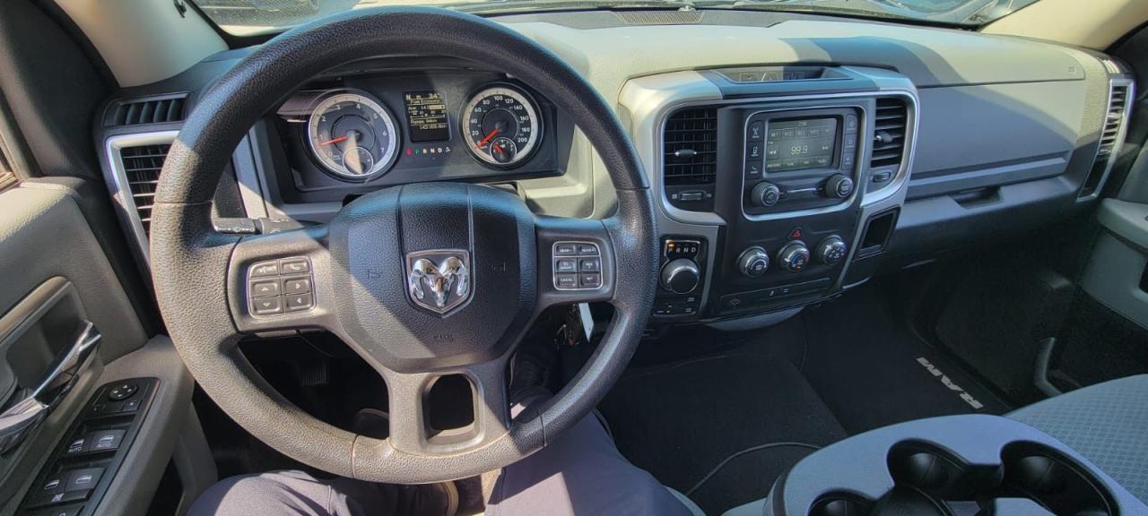 2016 RAM 1500 SLT - Photo #12