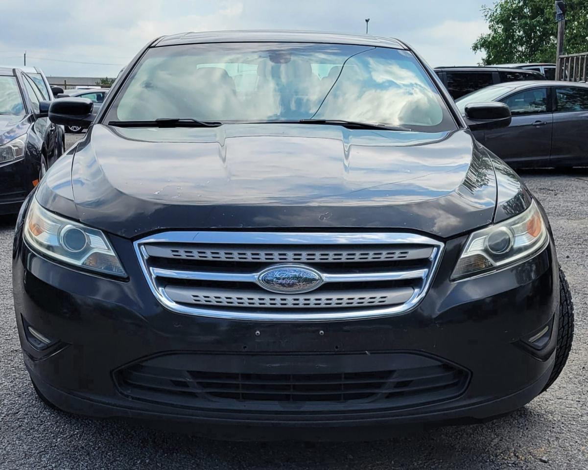 2012 Ford Taurus SEL - Photo #2
