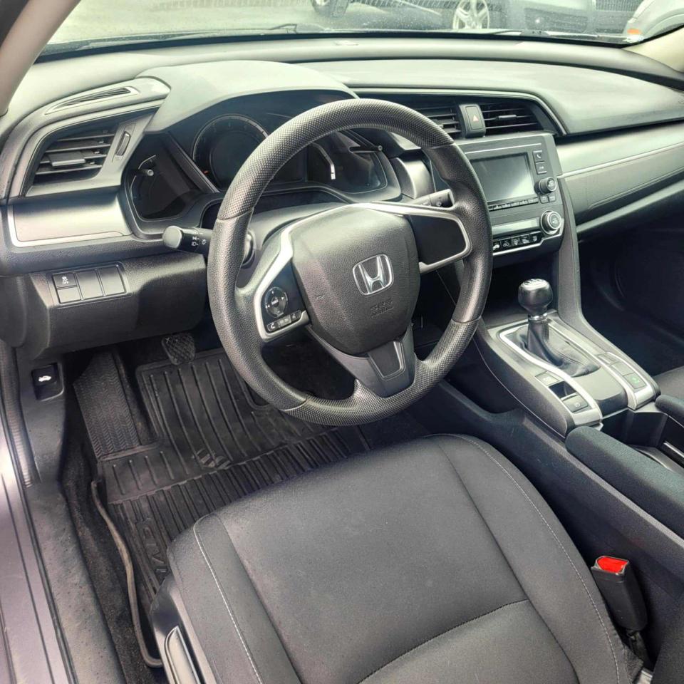 2016 Honda Civic DX - Photo #6