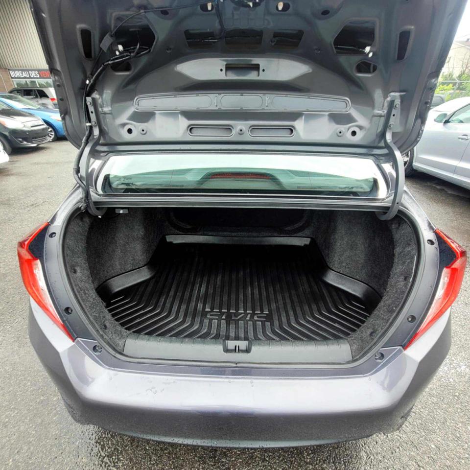 2016 Honda Civic DX - Photo #9
