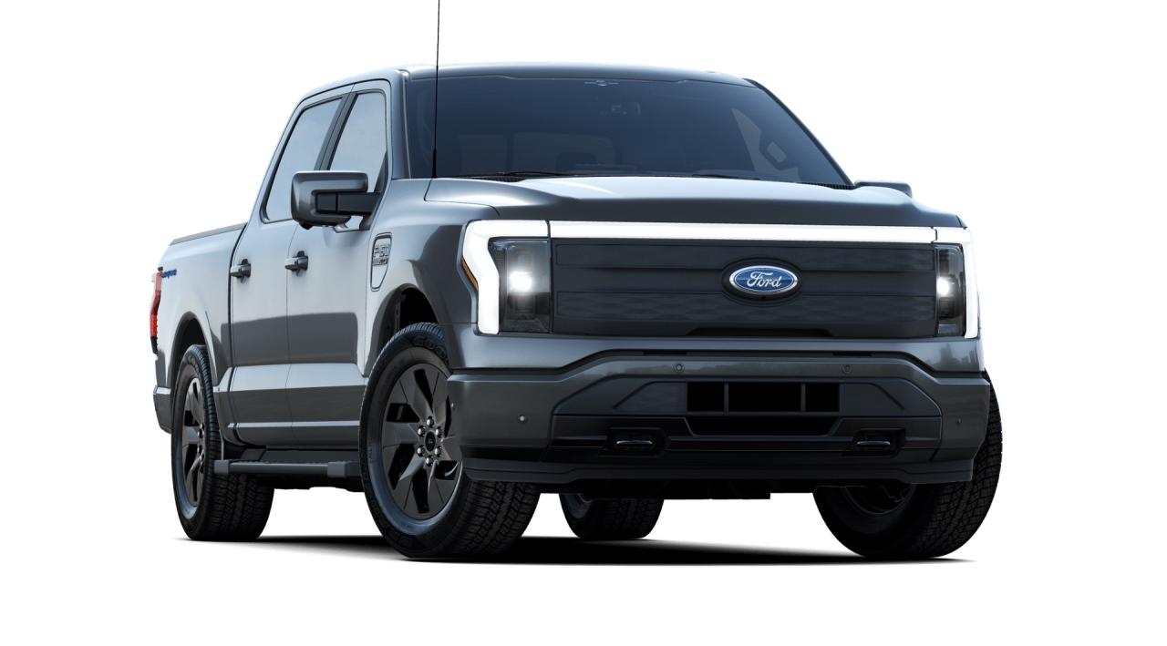 2023 Ford F-150 Lightning LARIAT 4WD SUPERCREW 5.5' Photo3