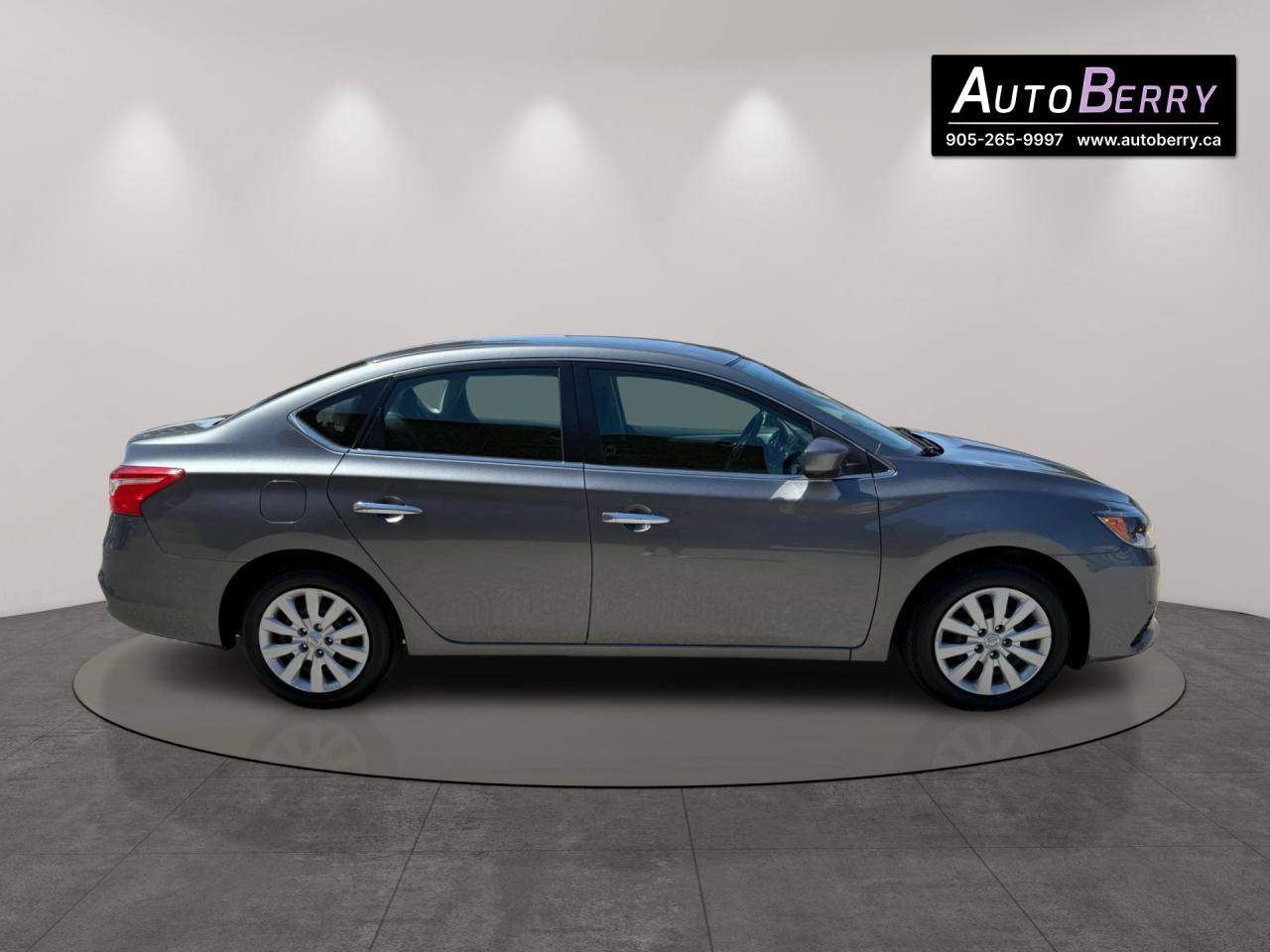 2019 Nissan Sentra S Photo