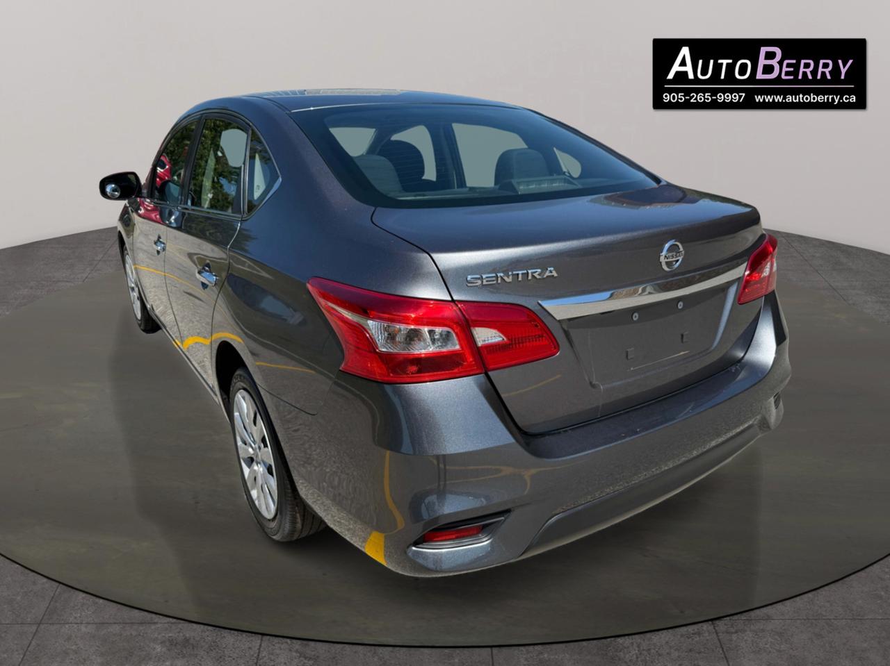 2019 Nissan Sentra S Photo