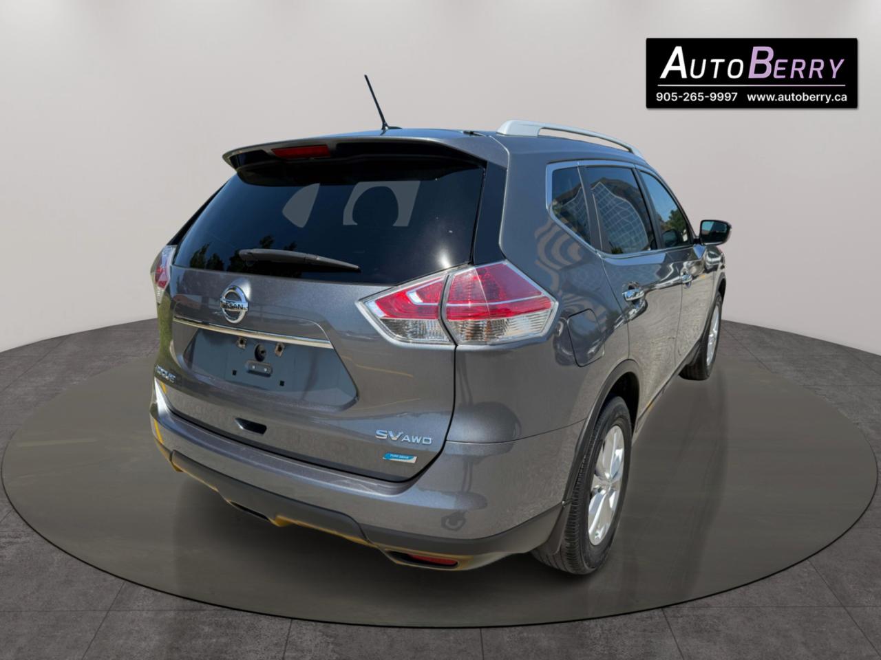 2015 Nissan Rogue AWD 4dr SV Photo