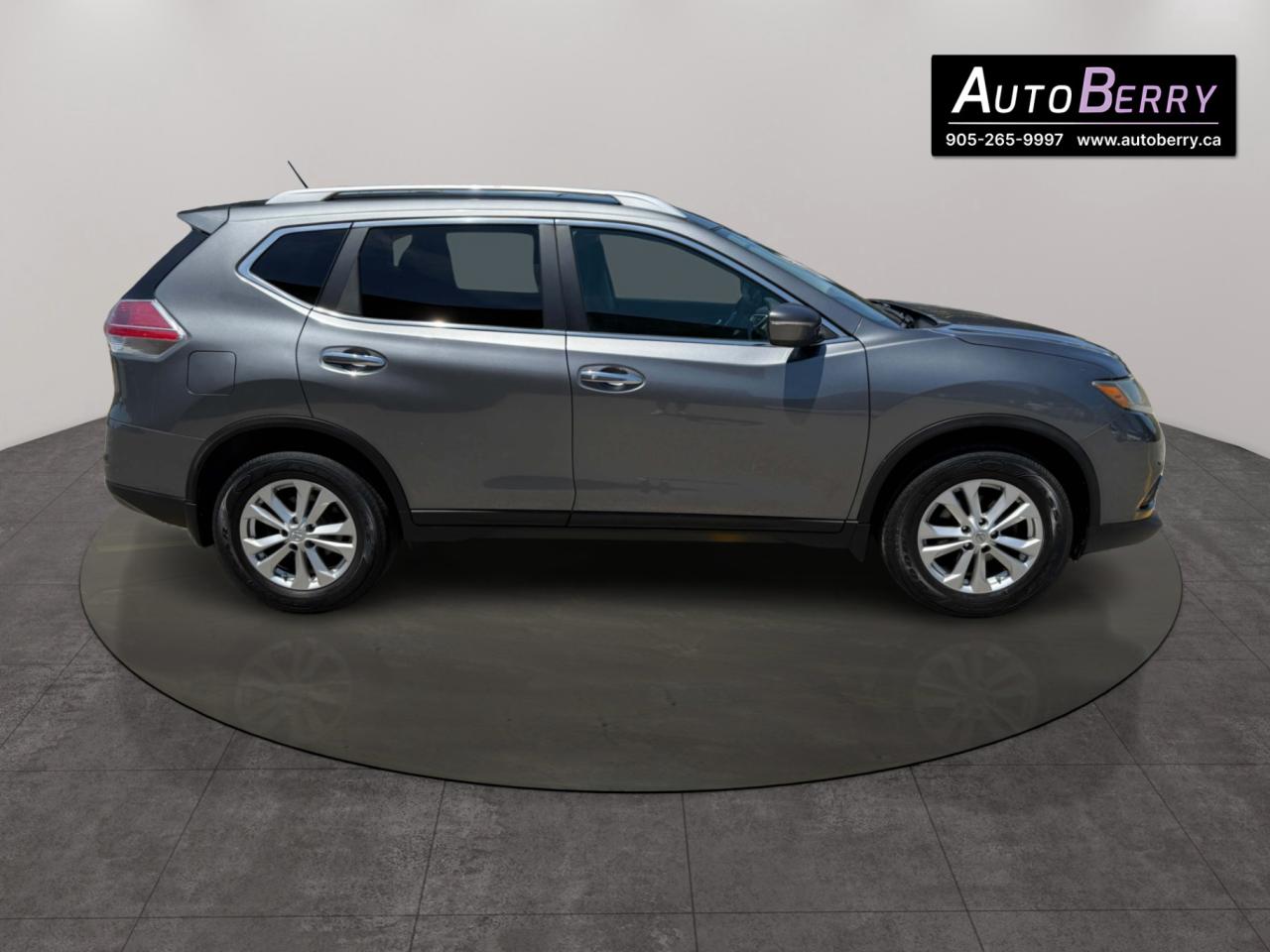 2015 Nissan Rogue AWD 4dr SV Photo