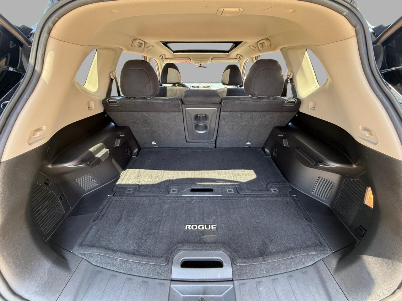 2015 Nissan Rogue AWD 4dr SV Photo