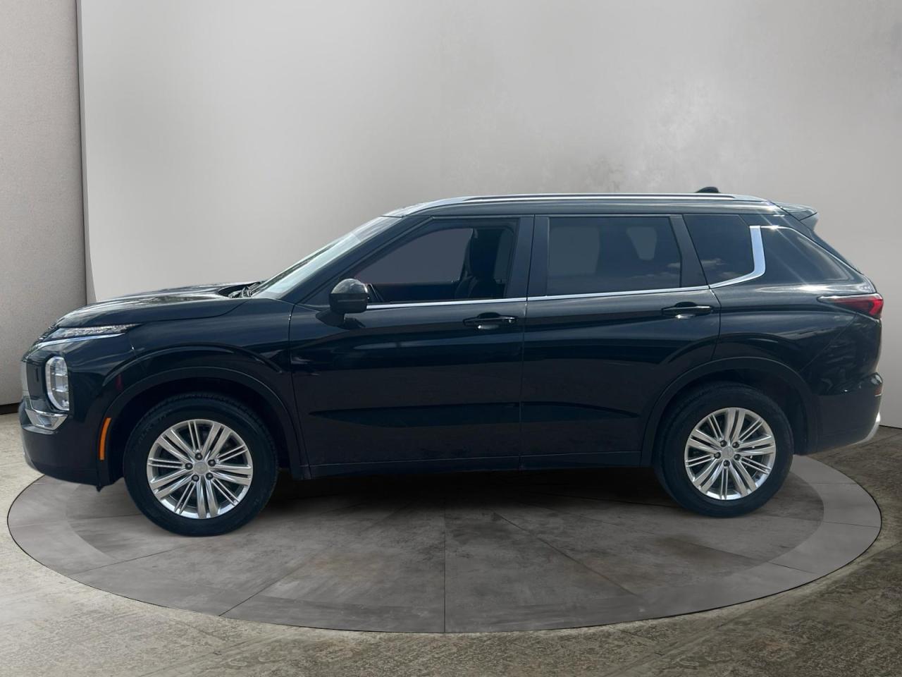 2022 Mitsubishi Outlander SE Photo