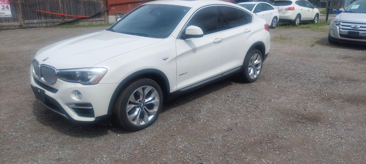 2017 BMW X4 xDrive28i - Photo #6