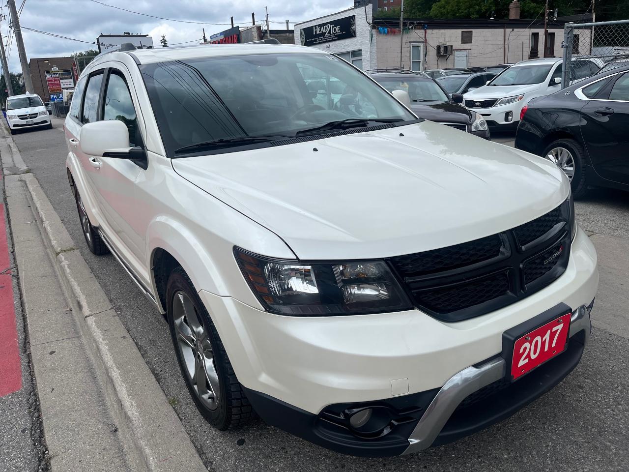 2017 Dodge Journey CROSSROAD-NAVI-SUNROOF-BLUETOOTH-LEATHER