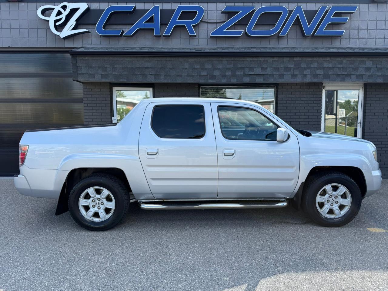 2007 Honda Ridgeline 4WD EX-L w/Moonroof & Navi | CLEAN CARFAX - Photo #2