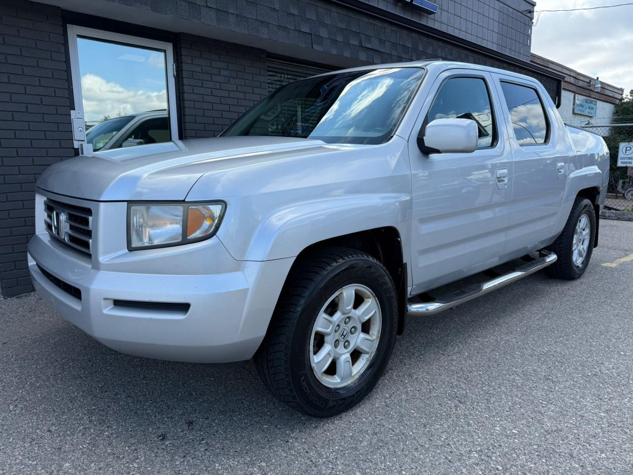 2007 Honda Ridgeline 4WD EX-L w/Moonroof & Navi | CLEAN CARFAX - Photo #8