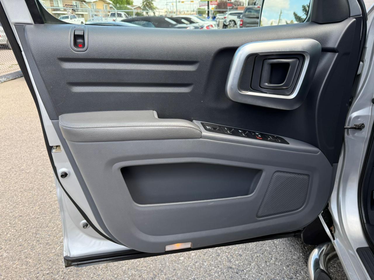 2007 Honda Ridgeline 4WD EX-L w/Moonroof & Navi | CLEAN CARFAX - Photo #16
