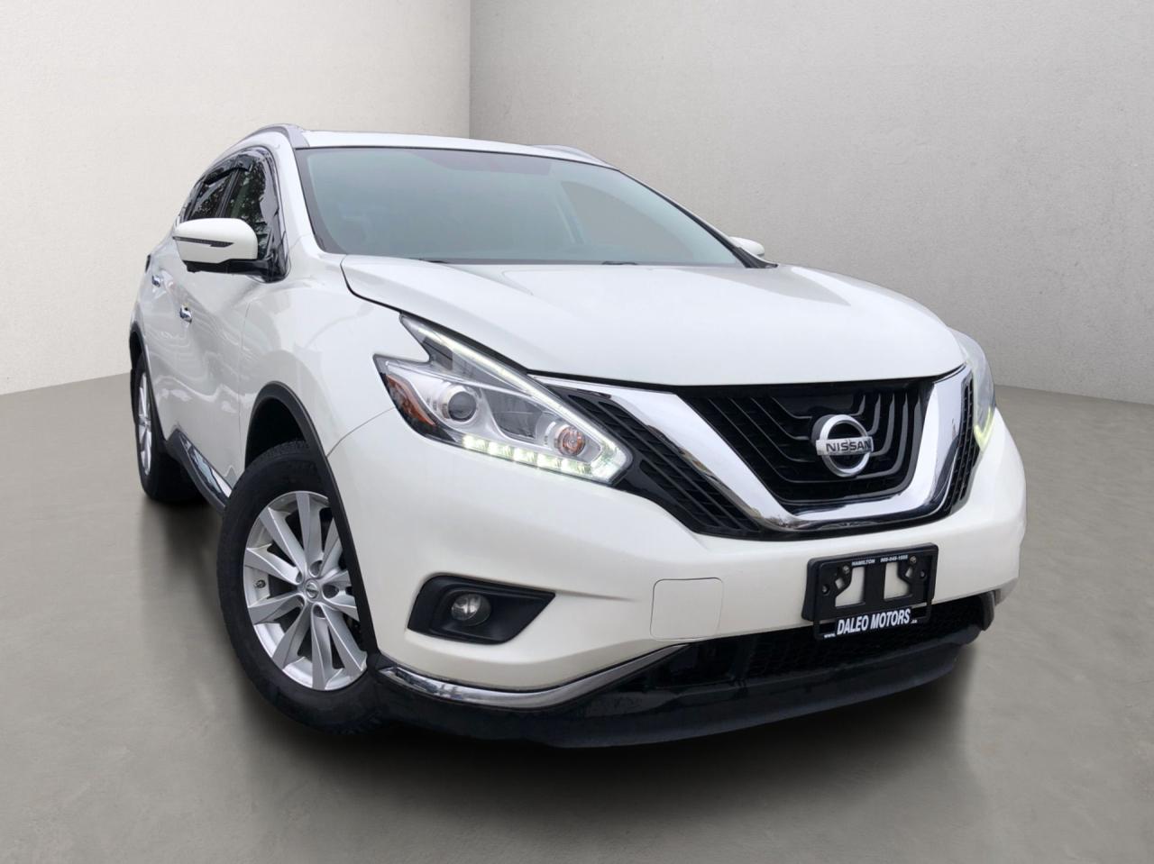 <p style=border: 0px solid #d9d9e3; box-sizing: border-box; --tw-border-spacing-x: 0; --tw-border-spacing-y: 0; --tw-translate-x: 0; --tw-translate-y: 0; --tw-rotate: 0; --tw-skew-x: 0; --tw-skew-y: 0; --tw-scale-x: 1; --tw-scale-y: 1; --tw-scroll-snap-strictness: proximity; --tw-ring-offset-width: 0px; --tw-ring-offset-color: #fff; --tw-ring-color: rgba(69,89,164,.5); --tw-ring-offset-shadow: 0 0 transparent; --tw-ring-shadow: 0 0 transparent; --tw-shadow: 0 0 transparent; --tw-shadow-colored: 0 0 transparent; margin: 1.25em 0px; color: #374151; font-family: S&ouml;hne, ui-sans-serif, system-ui, -apple-system, Segoe UI, Roboto, Ubuntu, Cantarell, Noto Sans, sans-serif, Helvetica Neue, Arial, Apple Color Emoji, Segoe UI Emoji, Segoe UI Symbol, Noto Color Emoji; font-size: 16px; white-space-collapse: preserve;>Good Credit, Bad Credit, No Credit? &ndash; Guaranteed Auto Loans!</p><p>&nbsp;</p><p style=border: 0px solid #d9d9e3; box-sizing: border-box; --tw-border-spacing-x: 0; --tw-border-spacing-y: 0; --tw-translate-x: 0; --tw-translate-y: 0; --tw-rotate: 0; --tw-skew-x: 0; --tw-skew-y: 0; --tw-scale-x: 1; --tw-scale-y: 1; --tw-scroll-snap-strictness: proximity; --tw-ring-offset-width: 0px; --tw-ring-offset-color: #fff; --tw-ring-color: rgba(69,89,164,.5); --tw-ring-offset-shadow: 0 0 transparent; --tw-ring-shadow: 0 0 transparent; --tw-shadow: 0 0 transparent; --tw-shadow-colored: 0 0 transparent; margin: 1.25em 0px; color: #374151; font-family: S&ouml;hne, ui-sans-serif, system-ui, -apple-system, Segoe UI, Roboto, Ubuntu, Cantarell, Noto Sans, sans-serif, Helvetica Neue, Arial, Apple Color Emoji, Segoe UI Emoji, Segoe UI Symbol, Noto Color Emoji; font-size: 16px; white-space-collapse: preserve;>Apply Online @ Daleo Motors <em style=border: 0px solid #d9d9e3; box-sizing: border-box; --tw-border-spacing-x: 0; --tw-border-spacing-y: 0; --tw-translate-x: 0; --tw-translate-y: 0; --tw-rotate: 0; --tw-skew-x: 0; --tw-skew-y: 0; --tw-scale-x: 1; --tw-scale-y: 1; --tw-scroll-snap-strictness: proximity; --tw-ring-offset-width: 0px; --tw-ring-offset-color: #fff; --tw-ring-color: rgba(69,89,164,.5); --tw-ring-offset-shadow: 0 0 transparent; --tw-ring-shadow: 0 0 transparent; --tw-shadow: 0 0 transparent; --tw-shadow-colored: 0 0 transparent;>down payment may be required</em></p><p>&nbsp;</p><p style=border: 0px solid #d9d9e3; box-sizing: border-box; --tw-border-spacing-x: 0; --tw-border-spacing-y: 0; --tw-translate-x: 0; --tw-translate-y: 0; --tw-rotate: 0; --tw-skew-x: 0; --tw-skew-y: 0; --tw-scale-x: 1; --tw-scale-y: 1; --tw-scroll-snap-strictness: proximity; --tw-ring-offset-width: 0px; --tw-ring-offset-color: #fff; --tw-ring-color: rgba(69,89,164,.5); --tw-ring-offset-shadow: 0 0 transparent; --tw-ring-shadow: 0 0 transparent; --tw-shadow: 0 0 transparent; --tw-shadow-colored: 0 0 transparent; margin: 1.25em 0px; color: #374151; font-family: S&ouml;hne, ui-sans-serif, system-ui, -apple-system, Segoe UI, Roboto, Ubuntu, Cantarell, Noto Sans, sans-serif, Helvetica Neue, Arial, Apple Color Emoji, Segoe UI Emoji, Segoe UI Symbol, Noto Color Emoji; font-size: 16px; white-space-collapse: preserve;>This SL model comes equipped with desirable features like a backup camera, heated seats, navigation, and a sunroof. It has had one owner and shows a history of attentive service, adding to its overall appeal.</p><p>&nbsp;</p><p style=border: 0px solid #d9d9e3; box-sizing: border-box; --tw-border-spacing-x: 0; --tw-border-spacing-y: 0; --tw-translate-x: 0; --tw-translate-y: 0; --tw-rotate: 0; --tw-skew-x: 0; --tw-skew-y: 0; --tw-scale-x: 1; --tw-scale-y: 1; --tw-scroll-snap-strictness: proximity; --tw-ring-offset-width: 0px; --tw-ring-offset-color: #fff; --tw-ring-color: rgba(69,89,164,.5); --tw-ring-offset-shadow: 0 0 transparent; --tw-ring-shadow: 0 0 transparent; --tw-shadow: 0 0 transparent; --tw-shadow-colored: 0 0 transparent; margin: 1.25em 0px; color: #374151; font-family: S&ouml;hne, ui-sans-serif, system-ui, -apple-system, Segoe UI, Roboto, Ubuntu, Cantarell, Noto Sans, sans-serif, Helvetica Neue, Arial, Apple Color Emoji, Segoe UI Emoji, Segoe UI Symbol, Noto Color Emoji; font-size: 16px; white-space-collapse: preserve;>Carfax Link: <a href=https://acrobat.adobe.com/id/urn:aaid:sc:VA6C2:c6d264b8-7990-4d9a-acff-79517a9afedb>A9544</a></p><p>&nbsp;</p><p style=border: 0px solid #d9d9e3; box-sizing: border-box; --tw-border-spacing-x: 0; --tw-border-spacing-y: 0; --tw-translate-x: 0; --tw-translate-y: 0; --tw-rotate: 0; --tw-skew-x: 0; --tw-skew-y: 0; --tw-scale-x: 1; --tw-scale-y: 1; --tw-scroll-snap-strictness: proximity; --tw-ring-offset-width: 0px; --tw-ring-offset-color: #fff; --tw-ring-color: rgba(69,89,164,.5); --tw-ring-offset-shadow: 0 0 transparent; --tw-ring-shadow: 0 0 transparent; --tw-shadow: 0 0 transparent; --tw-shadow-colored: 0 0 transparent; margin: 1.25em 0px; color: #374151; font-family: S&ouml;hne, ui-sans-serif, system-ui, -apple-system, Segoe UI, Roboto, Ubuntu, Cantarell, Noto Sans, sans-serif, Helvetica Neue, Arial, Apple Color Emoji, Segoe UI Emoji, Segoe UI Symbol, Noto Color Emoji; font-size: 16px; white-space-collapse: preserve;><em style=border: 0px solid #d9d9e3; box-sizing: border-box; --tw-border-spacing-x: 0; --tw-border-spacing-y: 0; --tw-translate-x: 0; --tw-translate-y: 0; --tw-rotate: 0; --tw-skew-x: 0; --tw-skew-y: 0; --tw-scale-x: 1; --tw-scale-y: 1; --tw-scroll-snap-strictness: proximity; --tw-ring-offset-width: 0px; --tw-ring-offset-color: #fff; --tw-ring-color: rgba(69,89,164,.5); --tw-ring-offset-shadow: 0 0 transparent; --tw-ring-shadow: 0 0 transparent; --tw-shadow: 0 0 transparent; --tw-shadow-colored: 0 0 transparent;>Hamilton&rsquo;s Auto Sales & Financing Experts!</em></p><p>&nbsp;</p><p style=border: 0px solid #d9d9e3; box-sizing: border-box; --tw-border-spacing-x: 0; --tw-border-spacing-y: 0; --tw-translate-x: 0; --tw-translate-y: 0; --tw-rotate: 0; --tw-skew-x: 0; --tw-skew-y: 0; --tw-scale-x: 1; --tw-scale-y: 1; --tw-scroll-snap-strictness: proximity; --tw-ring-offset-width: 0px; --tw-ring-offset-color: #fff; --tw-ring-color: rgba(69,89,164,.5); --tw-ring-offset-shadow: 0 0 transparent; --tw-ring-shadow: 0 0 transparent; --tw-shadow: 0 0 transparent; --tw-shadow-colored: 0 0 transparent; margin: 1.25em 0px; color: #374151; font-family: S&ouml;hne, ui-sans-serif, system-ui, -apple-system, Segoe UI, Roboto, Ubuntu, Cantarell, Noto Sans, sans-serif, Helvetica Neue, Arial, Apple Color Emoji, Segoe UI Emoji, Segoe UI Symbol, Noto Color Emoji; font-size: 16px; white-space-collapse: preserve;><em style=border: 0px solid #d9d9e3; box-sizing: border-box; --tw-border-spacing-x: 0; --tw-border-spacing-y: 0; --tw-translate-x: 0; --tw-translate-y: 0; --tw-rotate: 0; --tw-skew-x: 0; --tw-skew-y: 0; --tw-scale-x: 1; --tw-scale-y: 1; --tw-scroll-snap-strictness: proximity; --tw-ring-offset-width: 0px; --tw-ring-offset-color: #fff; --tw-ring-color: rgba(69,89,164,.5); --tw-ring-offset-shadow: 0 0 transparent; --tw-ring-shadow: 0 0 transparent; --tw-shadow: 0 0 transparent; --tw-shadow-colored: 0 0 transparent;><span style=border: 0px solid #d9d9e3; box-sizing: border-box; --tw-border-spacing-x: 0; --tw-border-spacing-y: 0; --tw-translate-x: 0; --tw-translate-y: 0; --tw-rotate: 0; --tw-skew-x: 0; --tw-skew-y: 0; --tw-scale-x: 1; --tw-scale-y: 1; --tw-scroll-snap-strictness: proximity; --tw-ring-offset-width: 0px; --tw-ring-offset-color: #fff; --tw-ring-color: rgba(69,89,164,.5); --tw-ring-offset-shadow: 0 0 transparent; --tw-ring-shadow: 0 0 transparent; --tw-shadow: 0 0 transparent; --tw-shadow-colored: 0 0 transparent; font-weight: 600; color: var(--tw-prose-bold);>Main Office:</span><span style=font-style: normal;> 1575 Main St. E.</span></em></p><p>&nbsp;</p><p style=border: 0px solid #d9d9e3; box-sizing: border-box; --tw-border-spacing-x: 0; --tw-border-spacing-y: 0; --tw-translate-x: 0; --tw-translate-y: 0; --tw-rotate: 0; --tw-skew-x: 0; --tw-skew-y: 0; --tw-scale-x: 1; --tw-scale-y: 1; --tw-scroll-snap-strictness: proximity; --tw-ring-offset-width: 0px; --tw-ring-offset-color: #fff; --tw-ring-color: rgba(69,89,164,.5); --tw-ring-offset-shadow: 0 0 transparent; --tw-ring-shadow: 0 0 transparent; --tw-shadow: 0 0 transparent; --tw-shadow-colored: 0 0 transparent; margin: 1.25em 0px; color: #374151; font-family: S&ouml;hne, ui-sans-serif, system-ui, -apple-system, Segoe UI, Roboto, Ubuntu, Cantarell, Noto Sans, sans-serif, Helvetica Neue, Arial, Apple Color Emoji, Segoe UI Emoji, Segoe UI Symbol, Noto Color Emoji; font-size: 16px; white-space-collapse: preserve;>With over 30 years experience servicing the Hamilton area, we can help!</p><p>&nbsp;</p><p style=border: 0px solid #d9d9e3; box-sizing: border-box; --tw-border-spacing-x: 0; --tw-border-spacing-y: 0; --tw-translate-x: 0; --tw-translate-y: 0; --tw-rotate: 0; --tw-skew-x: 0; --tw-skew-y: 0; --tw-scale-x: 1; --tw-scale-y: 1; --tw-scroll-snap-strictness: proximity; --tw-ring-offset-width: 0px; --tw-ring-offset-color: #fff; --tw-ring-color: rgba(69,89,164,.5); --tw-ring-offset-shadow: 0 0 transparent; --tw-ring-shadow: 0 0 transparent; --tw-shadow: 0 0 transparent; --tw-shadow-colored: 0 0 transparent; margin: 1.25em 0px; color: #374151; font-family: S&ouml;hne, ui-sans-serif, system-ui, -apple-system, Segoe UI, Roboto, Ubuntu, Cantarell, Noto Sans, sans-serif, Helvetica Neue, Arial, Apple Color Emoji, Segoe UI Emoji, Segoe UI Symbol, Noto Color Emoji; font-size: 16px; white-space-collapse: preserve;>Let our team of finance specialists find you a competitive rate & flexible terms to best accommodate your needs. We offer financing options regardless of credit history including: Bankruptcy, Collections, Previous Repossession, Written-Off Loans, Late Payment history & more! We also offer NO CREDIT CHECK &ndash; Buy Here, Pay Here In-House leasing.</p><p>&nbsp;</p><p style=border: 0px solid #d9d9e3; box-sizing: border-box; --tw-border-spacing-x: 0; --tw-border-spacing-y: 0; --tw-translate-x: 0; --tw-translate-y: 0; --tw-rotate: 0; --tw-skew-x: 0; --tw-skew-y: 0; --tw-scale-x: 1; --tw-scale-y: 1; --tw-scroll-snap-strictness: proximity; --tw-ring-offset-width: 0px; --tw-ring-offset-color: #fff; --tw-ring-color: rgba(69,89,164,.5); --tw-ring-offset-shadow: 0 0 transparent; --tw-ring-shadow: 0 0 transparent; --tw-shadow: 0 0 transparent; --tw-shadow-colored: 0 0 transparent; margin: 1.25em 0px; color: #374151; font-family: S&ouml;hne, ui-sans-serif, system-ui, -apple-system, Segoe UI, Roboto, Ubuntu, Cantarell, Noto Sans, sans-serif, Helvetica Neue, Arial, Apple Color Emoji, Segoe UI Emoji, Segoe UI Symbol, Noto Color Emoji; font-size: 16px; white-space-collapse: preserve;>Apply Online Now at Daleo Motors for a No-Obligation, Pre-Approval.</p><p>&nbsp;</p><p style=border: 0px solid #d9d9e3; box-sizing: border-box; --tw-border-spacing-x: 0; --tw-border-spacing-y: 0; --tw-translate-x: 0; --tw-translate-y: 0; --tw-rotate: 0; --tw-skew-x: 0; --tw-skew-y: 0; --tw-scale-x: 1; --tw-scale-y: 1; --tw-scroll-snap-strictness: proximity; --tw-ring-offset-width: 0px; --tw-ring-offset-color: #fff; --tw-ring-color: rgba(69,89,164,.5); --tw-ring-offset-shadow: 0 0 transparent; --tw-ring-shadow: 0 0 transparent; --tw-shadow: 0 0 transparent; --tw-shadow-colored: 0 0 transparent; margin: 1.25em 0px; color: #374151; font-family: S&ouml;hne, ui-sans-serif, system-ui, -apple-system, Segoe UI, Roboto, Ubuntu, Cantarell, Noto Sans, sans-serif, Helvetica Neue, Arial, Apple Color Emoji, Segoe UI Emoji, Segoe UI Symbol, Noto Color Emoji; font-size: 16px; white-space-collapse: preserve;>Our List Price Includes: Safety Certification & OMVIC fee.</p><p>&nbsp;</p><p style=border: 0px solid #d9d9e3; box-sizing: border-box; --tw-border-spacing-x: 0; --tw-border-spacing-y: 0; --tw-translate-x: 0; --tw-translate-y: 0; --tw-rotate: 0; --tw-skew-x: 0; --tw-skew-y: 0; --tw-scale-x: 1; --tw-scale-y: 1; --tw-scroll-snap-strictness: proximity; --tw-ring-offset-width: 0px; --tw-ring-offset-color: #fff; --tw-ring-color: rgba(69,89,164,.5); --tw-ring-offset-shadow: 0 0 transparent; --tw-ring-shadow: 0 0 transparent; --tw-shadow: 0 0 transparent; --tw-shadow-colored: 0 0 transparent; margin: 1.25em 0px; color: #374151; font-family: S&ouml;hne, ui-sans-serif, system-ui, -apple-system, Segoe UI, Roboto, Ubuntu, Cantarell, Noto Sans, sans-serif, Helvetica Neue, Arial, Apple Color Emoji, Segoe UI Emoji, Segoe UI Symbol, Noto Color Emoji; font-size: 16px; white-space-collapse: preserve;>We welcome you to view, inspect, test drive our vehicles.</p><p>&nbsp;</p><p style=border: 0px solid #d9d9e3; box-sizing: border-box; --tw-border-spacing-x: 0; --tw-border-spacing-y: 0; --tw-translate-x: 0; --tw-translate-y: 0; --tw-rotate: 0; --tw-skew-x: 0; --tw-skew-y: 0; --tw-scale-x: 1; --tw-scale-y: 1; --tw-scroll-snap-strictness: proximity; --tw-ring-offset-width: 0px; --tw-ring-offset-color: #fff; --tw-ring-color: rgba(69,89,164,.5); --tw-ring-offset-shadow: 0 0 transparent; --tw-ring-shadow: 0 0 transparent; --tw-shadow: 0 0 transparent; --tw-shadow-colored: 0 0 transparent; margin: 1.25em 0px; color: #374151; font-family: S&ouml;hne, ui-sans-serif, system-ui, -apple-system, Segoe UI, Roboto, Ubuntu, Cantarell, Noto Sans, sans-serif, Helvetica Neue, Arial, Apple Color Emoji, Segoe UI Emoji, Segoe UI Symbol, Noto Color Emoji; font-size: 16px; white-space-collapse: preserve;>All sales/leases are subject to licensing charges, & HST</p><p>&nbsp;</p><p style=border: 0px solid #d9d9e3; box-sizing: border-box; --tw-border-spacing-x: 0; --tw-border-spacing-y: 0; --tw-translate-x: 0; --tw-translate-y: 0; --tw-rotate: 0; --tw-skew-x: 0; --tw-skew-y: 0; --tw-scale-x: 1; --tw-scale-y: 1; --tw-scroll-snap-strictness: proximity; --tw-ring-offset-width: 0px; --tw-ring-offset-color: #fff; --tw-ring-color: rgba(69,89,164,.5); --tw-ring-offset-shadow: 0 0 transparent; --tw-ring-shadow: 0 0 transparent; --tw-shadow: 0 0 transparent; --tw-shadow-colored: 0 0 transparent; margin: 1.25em 0px; color: #374151; font-family: S&ouml;hne, ui-sans-serif, system-ui, -apple-system, Segoe UI, Roboto, Ubuntu, Cantarell, Noto Sans, sans-serif, Helvetica Neue, Arial, Apple Color Emoji, Segoe UI Emoji, Segoe UI Symbol, Noto Color Emoji; font-size: 16px; white-space-collapse: preserve;>Please contact us to confirm pricing, features, odometer, and availability of this vehicle. Although every effort is made to provide accurate, reliable, and current information, we provide no guarantee as to the reliability, completeness, or accuracy of the information; and it may be subject to change without notice.</p><p>&nbsp;</p><p style=border: 0px solid #d9d9e3; box-sizing: border-box; --tw-border-spacing-x: 0; --tw-border-spacing-y: 0; --tw-translate-x: 0; --tw-translate-y: 0; --tw-rotate: 0; --tw-skew-x: 0; --tw-skew-y: 0; --tw-scale-x: 1; --tw-scale-y: 1; --tw-scroll-snap-strictness: proximity; --tw-ring-offset-width: 0px; --tw-ring-offset-color: #fff; --tw-ring-color: rgba(69,89,164,.5); --tw-ring-offset-shadow: 0 0 transparent; --tw-ring-shadow: 0 0 transparent; --tw-shadow: 0 0 transparent; --tw-shadow-colored: 0 0 transparent; margin: 1.25em 0px; color: #374151; font-family: S&ouml;hne, ui-sans-serif, system-ui, -apple-system, Segoe UI, Roboto, Ubuntu, Cantarell, Noto Sans, sans-serif, Helvetica Neue, Arial, Apple Color Emoji, Segoe UI Emoji, Segoe UI Symbol, Noto Color Emoji; font-size: 16px; white-space-collapse: preserve;><em style=border: 0px solid #d9d9e3; box-sizing: border-box; --tw-border-spacing-x: 0; --tw-border-spacing-y: 0; --tw-translate-x: 0; --tw-translate-y: 0; --tw-rotate: 0; --tw-skew-x: 0; --tw-skew-y: 0; --tw-scale-x: 1; --tw-scale-y: 1; --tw-scroll-snap-strictness: proximity; --tw-ring-offset-width: 0px; --tw-ring-offset-color: #fff; --tw-ring-color: rgba(69,89,164,.5); --tw-ring-offset-shadow: 0 0 transparent; --tw-ring-shadow: 0 0 transparent; --tw-shadow: 0 0 transparent; --tw-shadow-colored: 0 0 transparent;>All of our vehicles are priced based on year, make, model, kms and condition.</em></p>