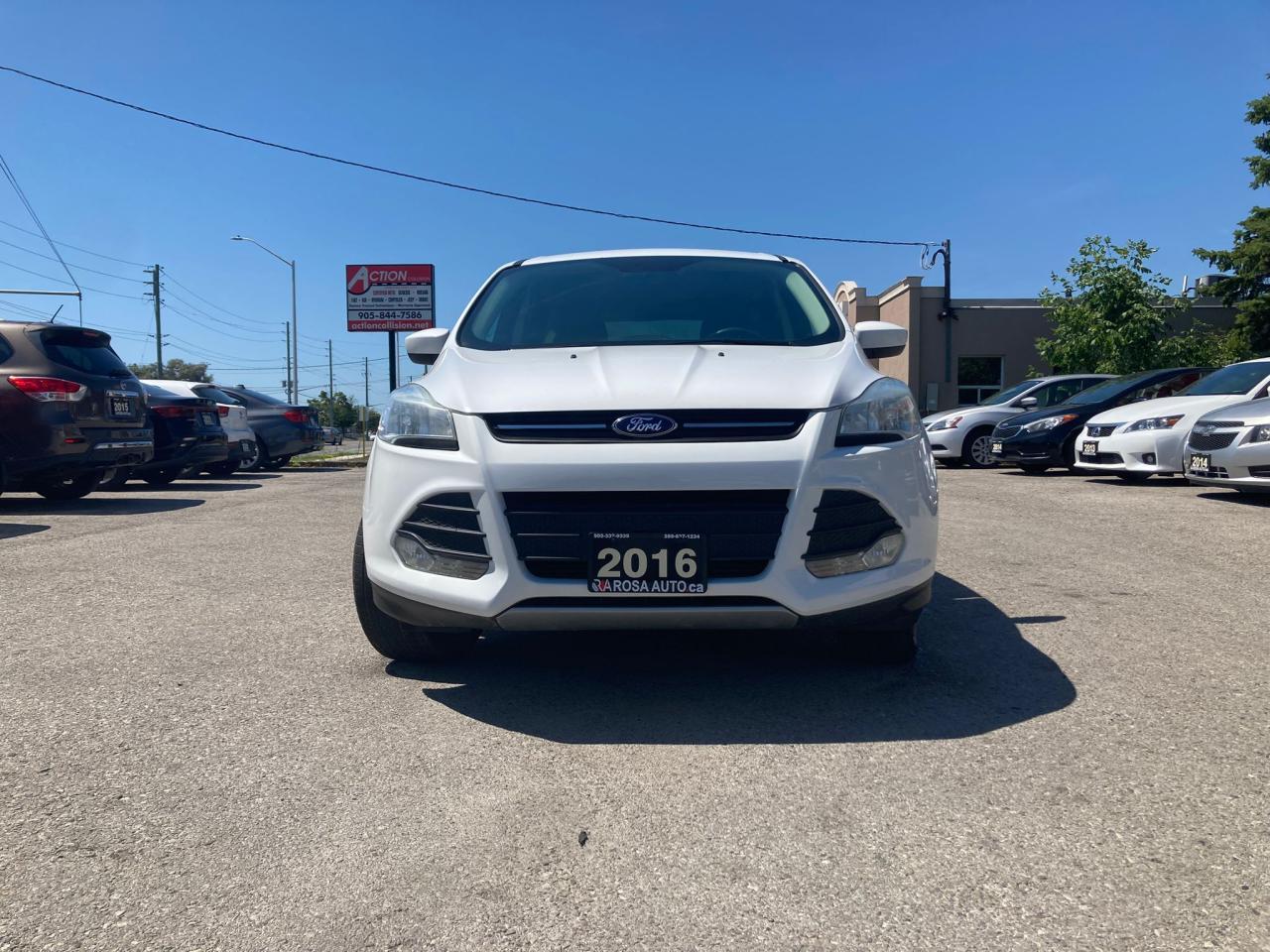 2016 Ford Escape AUTO AWD LOW KM HEATED SEATS BACKUP CAMERA B-T - Photo #2