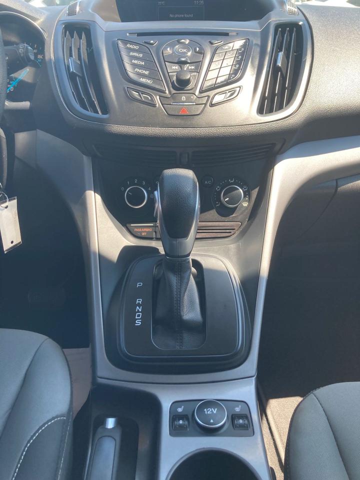 2016 Ford Escape AUTO AWD LOW KM HEATED SEATS BACKUP CAMERA B-T - Photo #17