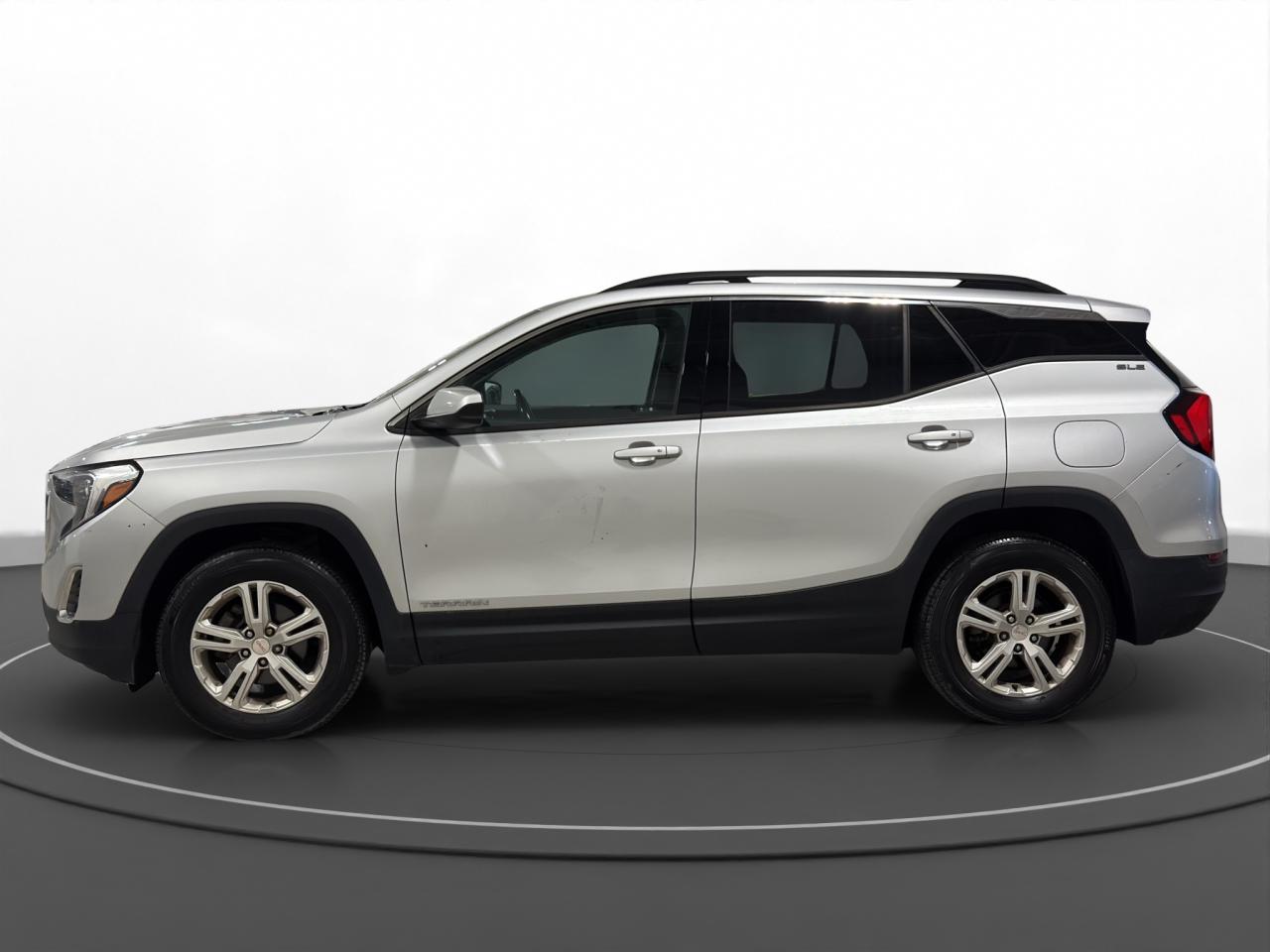 2020 GMC Terrain SLE - Photo #4
