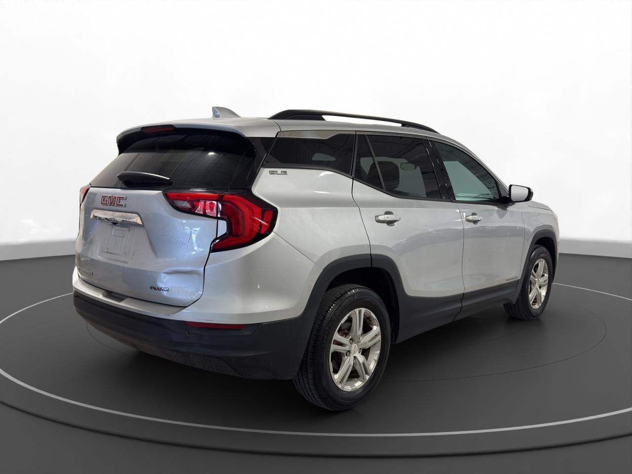 2020 GMC Terrain SLE - Photo #6