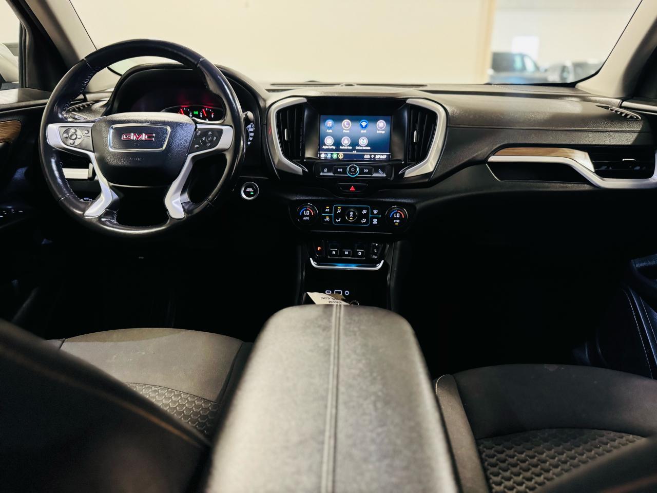 2020 GMC Terrain SLE - Photo #21